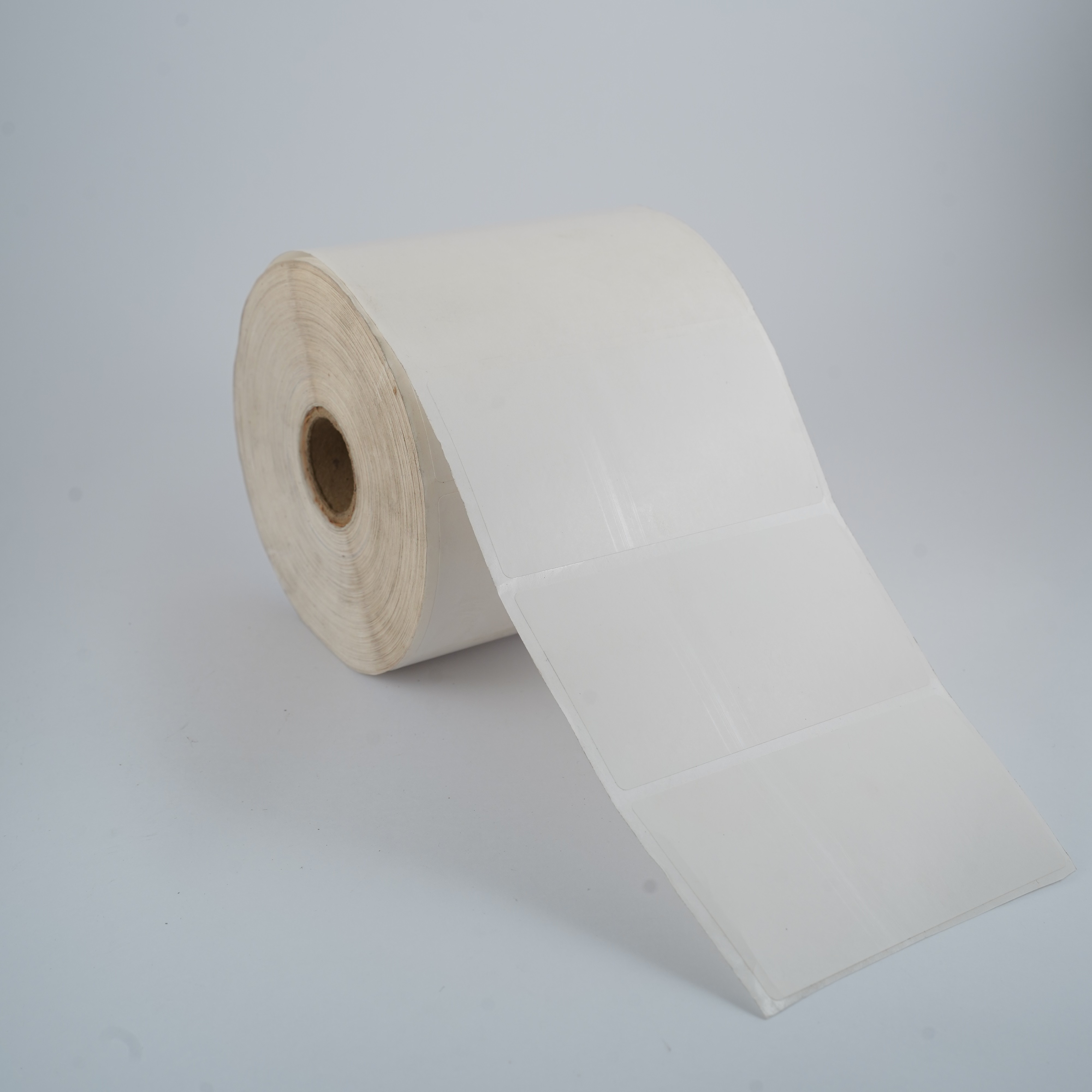 Plain Sticker In Roll Form